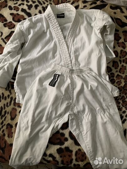 Форма для тхэквандо и каратэ