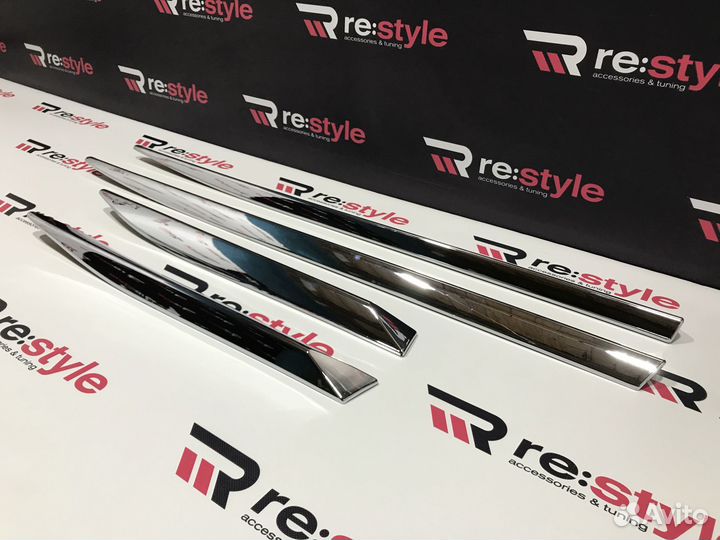 Молдинги дверей Lexus LX570 c 2016 R663