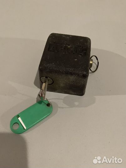 Замок гаражный сувальдный и навесной