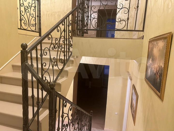 Дом 360 м² на участке 15 сот.