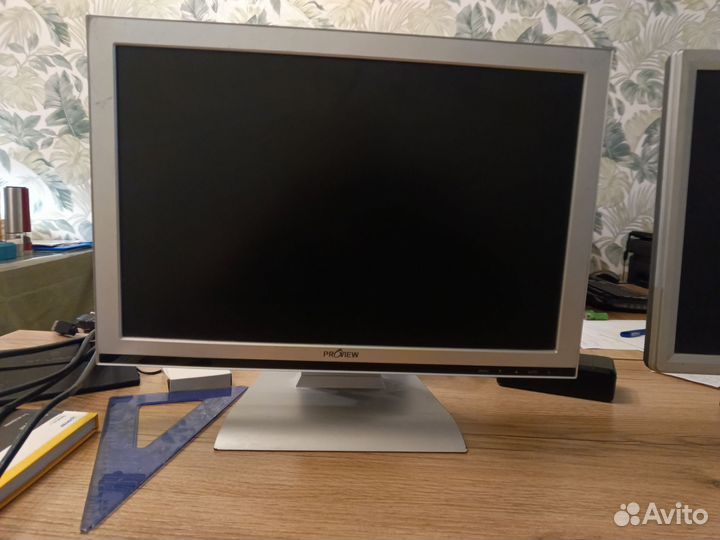 Два Монитора для компьютера