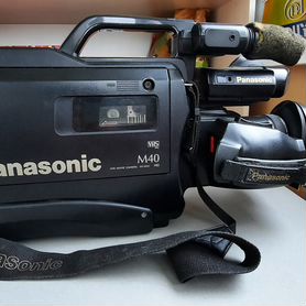 Аналоговая видеокамера Panasonic M40, VHS, чёрного