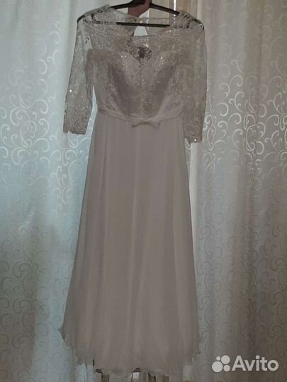 Свадебное платье 48 50 новое