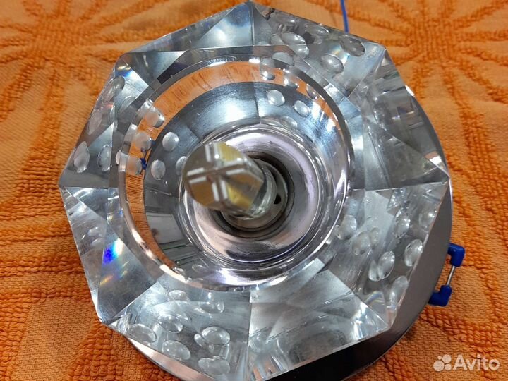 Светильник потолочный светодиодный