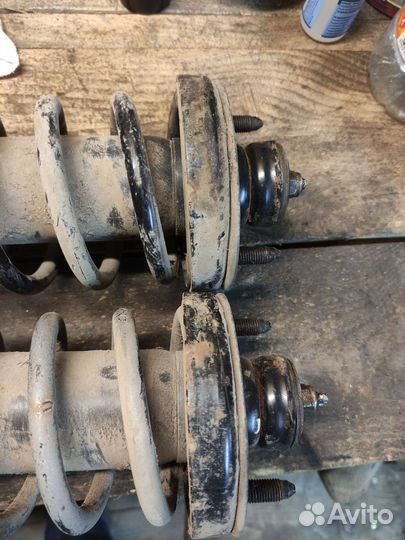 Задние стойки Honda civic ek