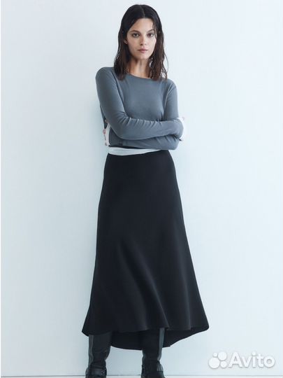 Юбка-трапеция атласная