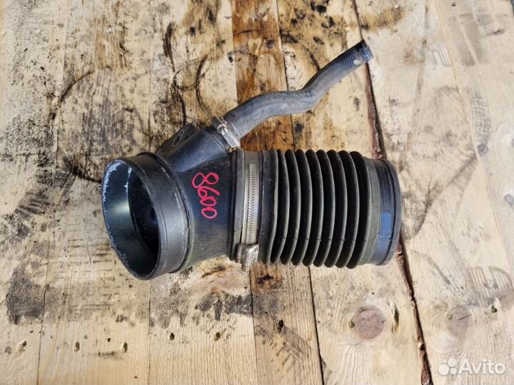 Патрубок воздушного фильтра Renault Midlum 2010
