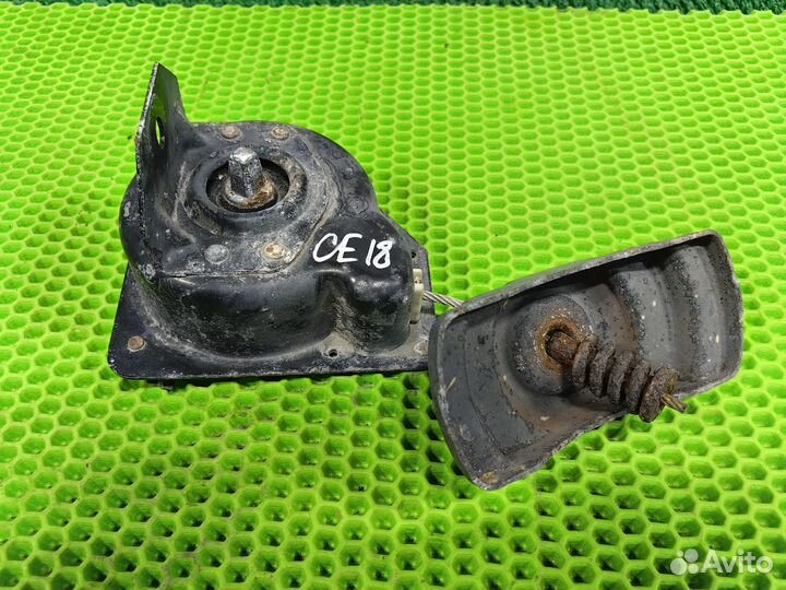 Крепление запаски Cadillac Escalade GMT800