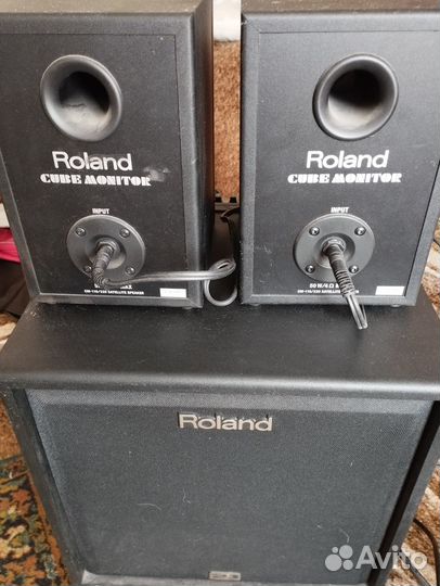 Продам акустическую систему Роланд