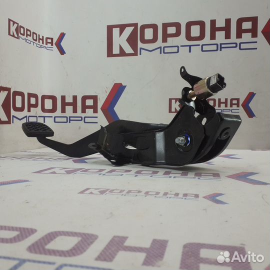 Педаль тормоза MT lifan X50