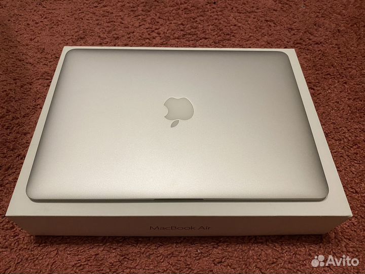 Apple MacBook Air 13 2017 (Intel Core i5)