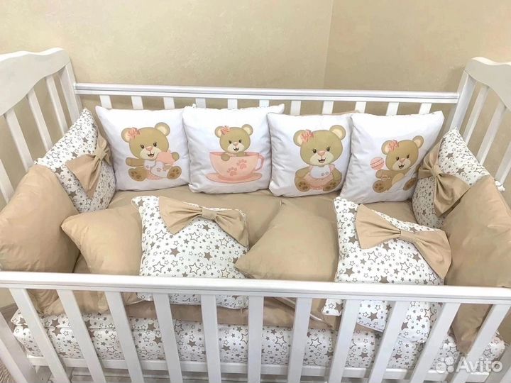 Набор в детскую кроватку