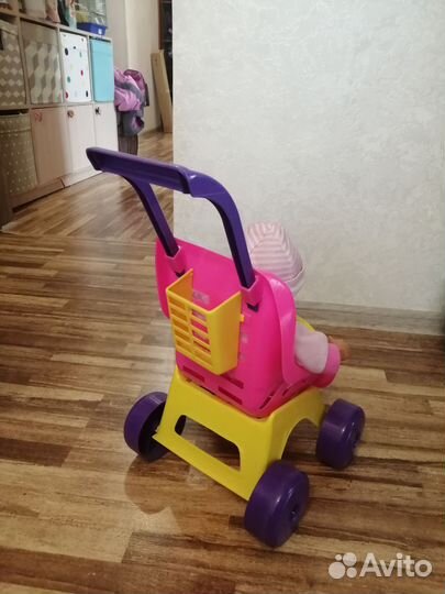 Коляска для кукол