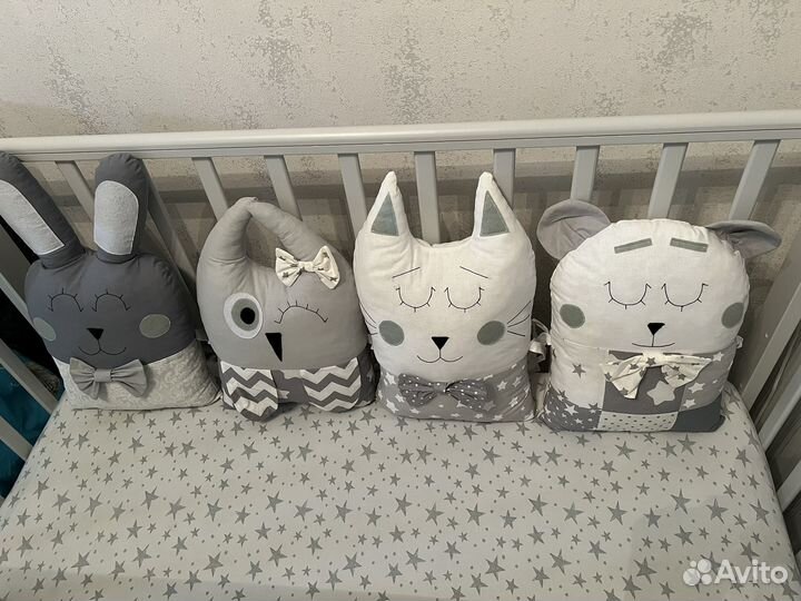 Бортики подушки в кроватку