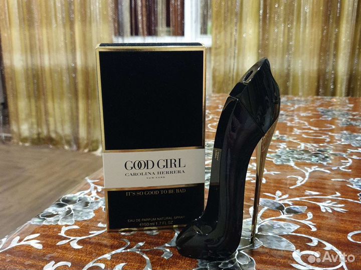 Парфюмированная вода каролина эррера