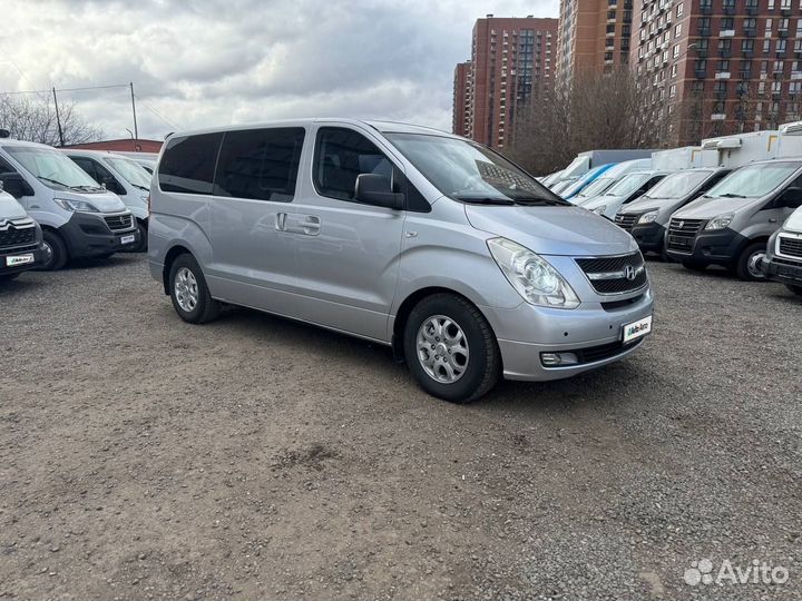 Hyundai Grand Starex микроавтобус, 2010