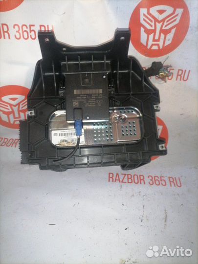 Усилитель звука Audi A6 C6 CAJ 2010