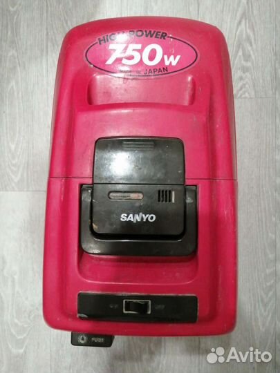 Пылесос бу Sanyo