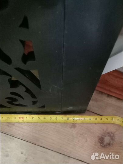 Детали рояля, ноги и пюпитр