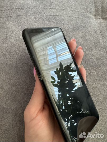 Samsung Galaxy S8, 4/64 ГБ