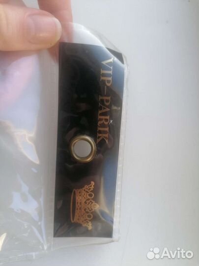 Волосы на заколках