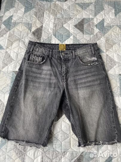 Джинсовые шорты