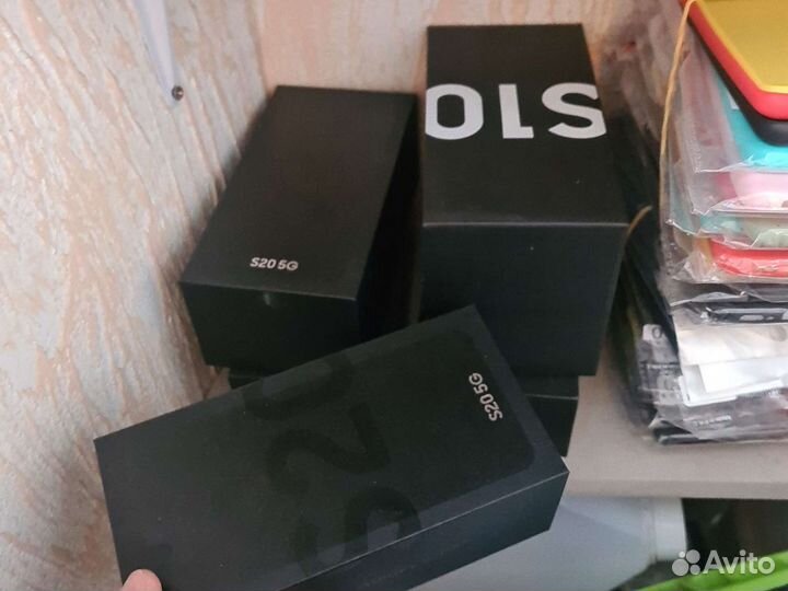 Чехлы на Samsung S10, S10+, Коробки на Samsung