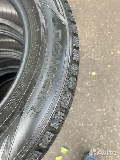 Nokian Tyres Hakkapeliitta R2 SUV 215/60 R17 100R