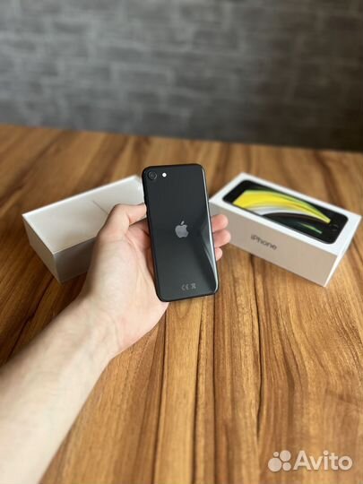 iPhone SE (2020), 64 ГБ
