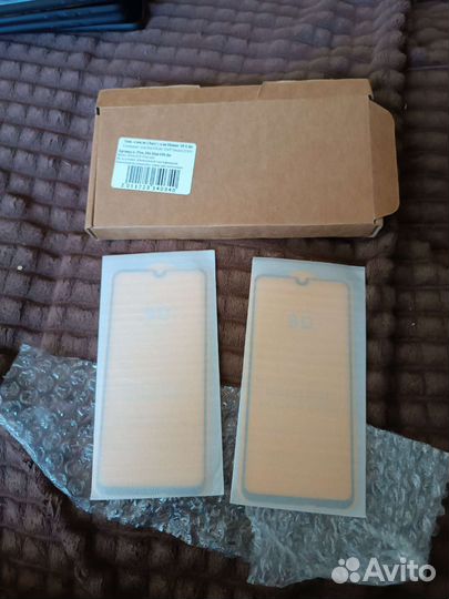 Защитное стекло на honor 10lite