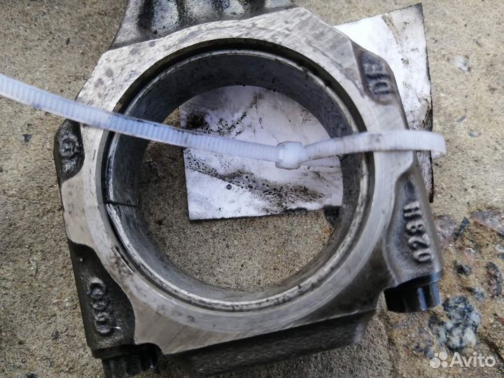 Шатун С Поршнем Пассат Б5 1.9 тди AFN 1Z