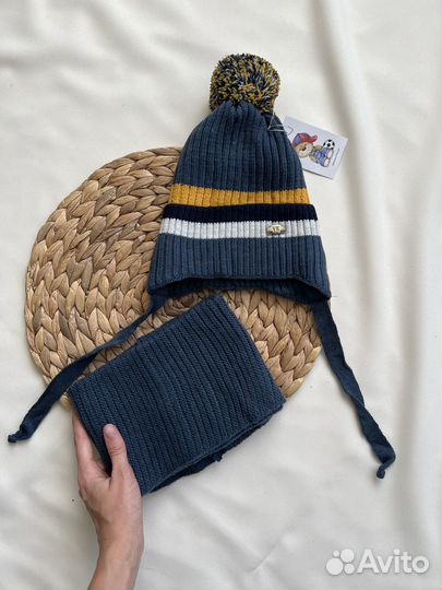 Шапка вязанная демисезонная