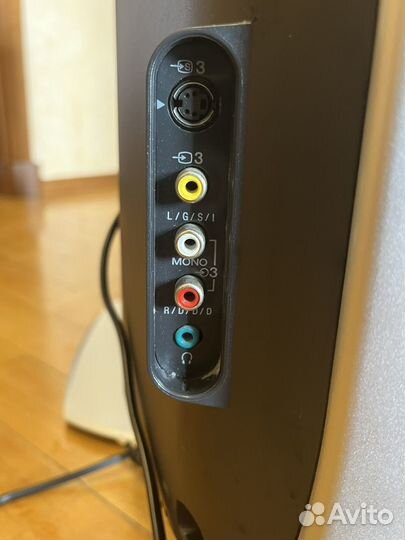 Монитор Sony Wega KLV-27HR3