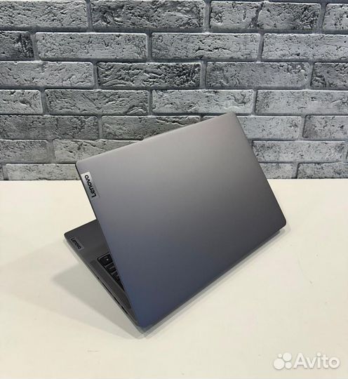 Lenovo ideapad / Lenovo IdeaPad Pro 5 14APH8