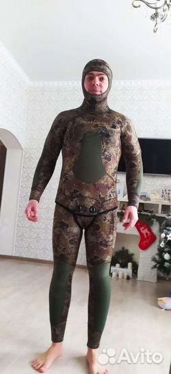 Гидрокостюмы