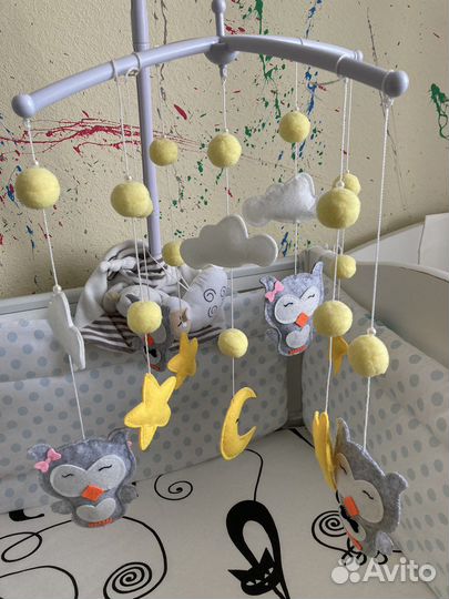 Мобиль на кроватку из фетра