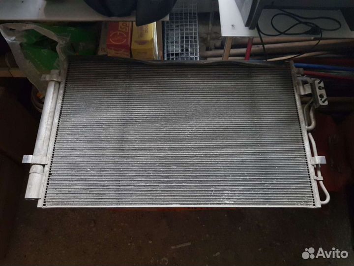 Радиатор Кондиционера на киа соренто