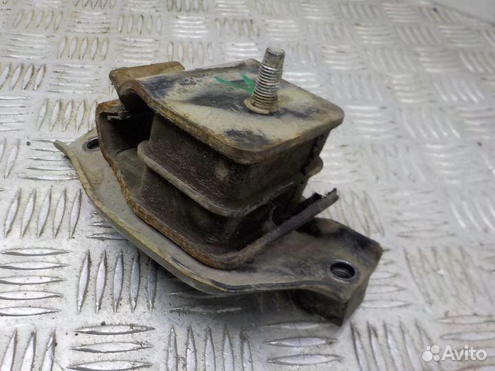 Опора двигателя Subaru Forester 4 2012