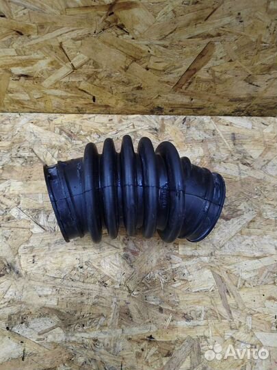 Патрубок воздушного Фильтра Ford focus 2 C-max