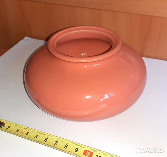 Новая керамическая вазочка