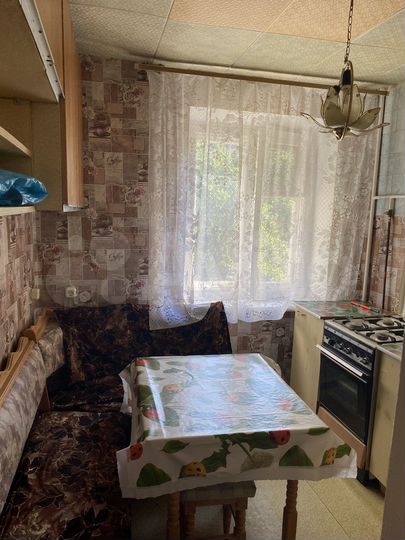 2-к. квартира, 48 м², 3/5 эт.