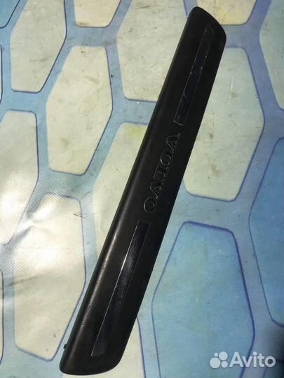 Накладка порога (внутренняя) 30744287