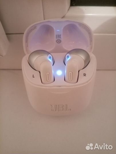 Беспроводные наушники Наушники JBL Tune 225 TWS