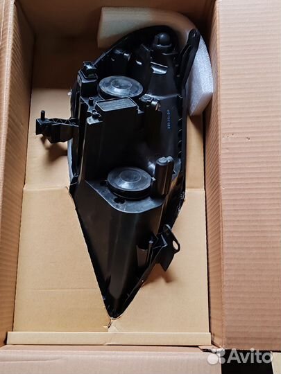 Фара левая, правая Opel zafira b