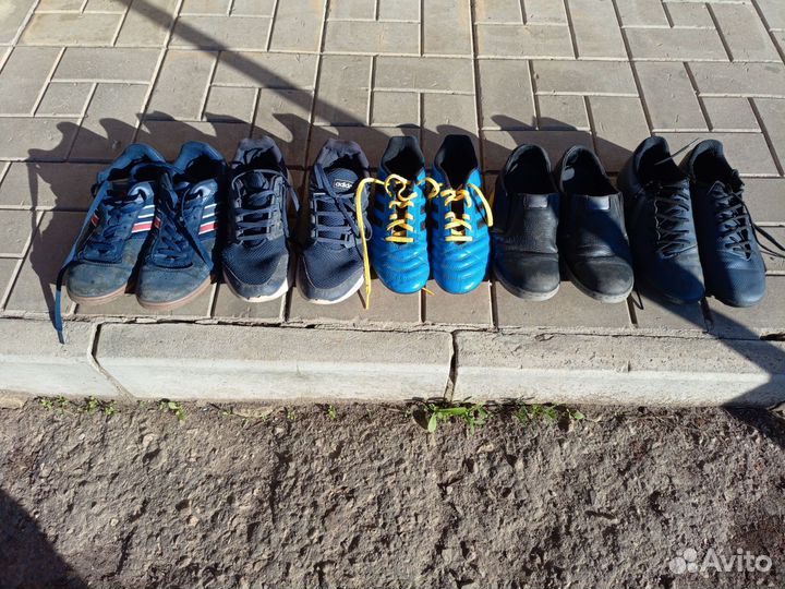 Кроссовки мужские 40 размер бу