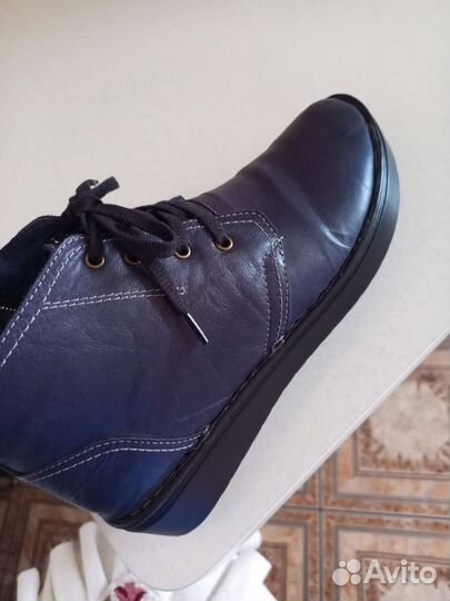 Ботинки женские