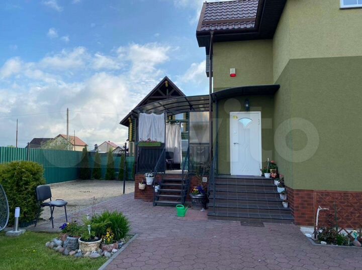 Дом 102 м² на участке 5 сот.