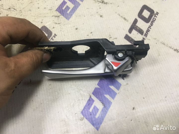 Ручка двери задней внутрен. правая Хендай Солярис