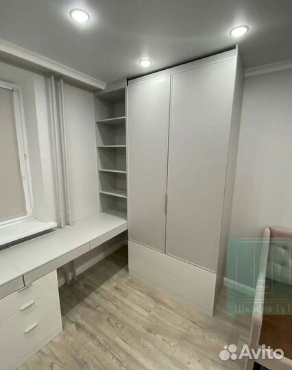 Шкаф стенка