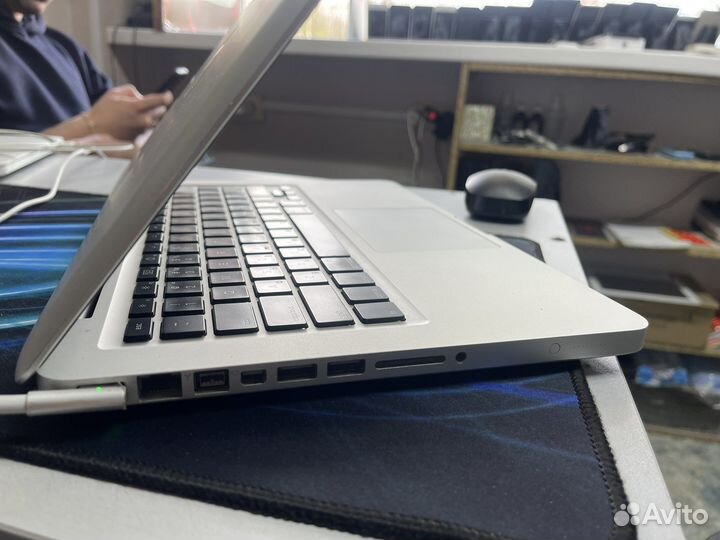Apple MacBook Pro 13 2009г